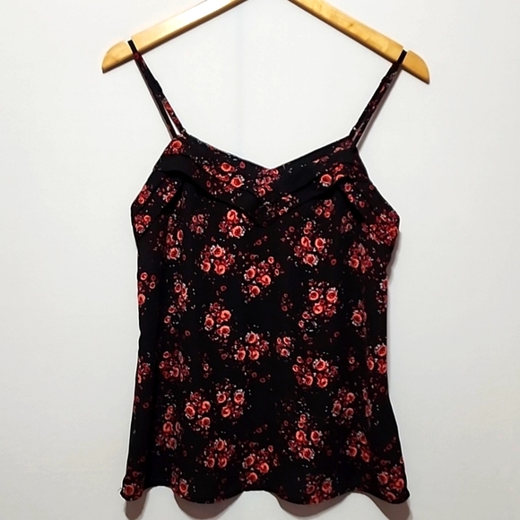 Dynamite Floral Top - Picture 3 of 9